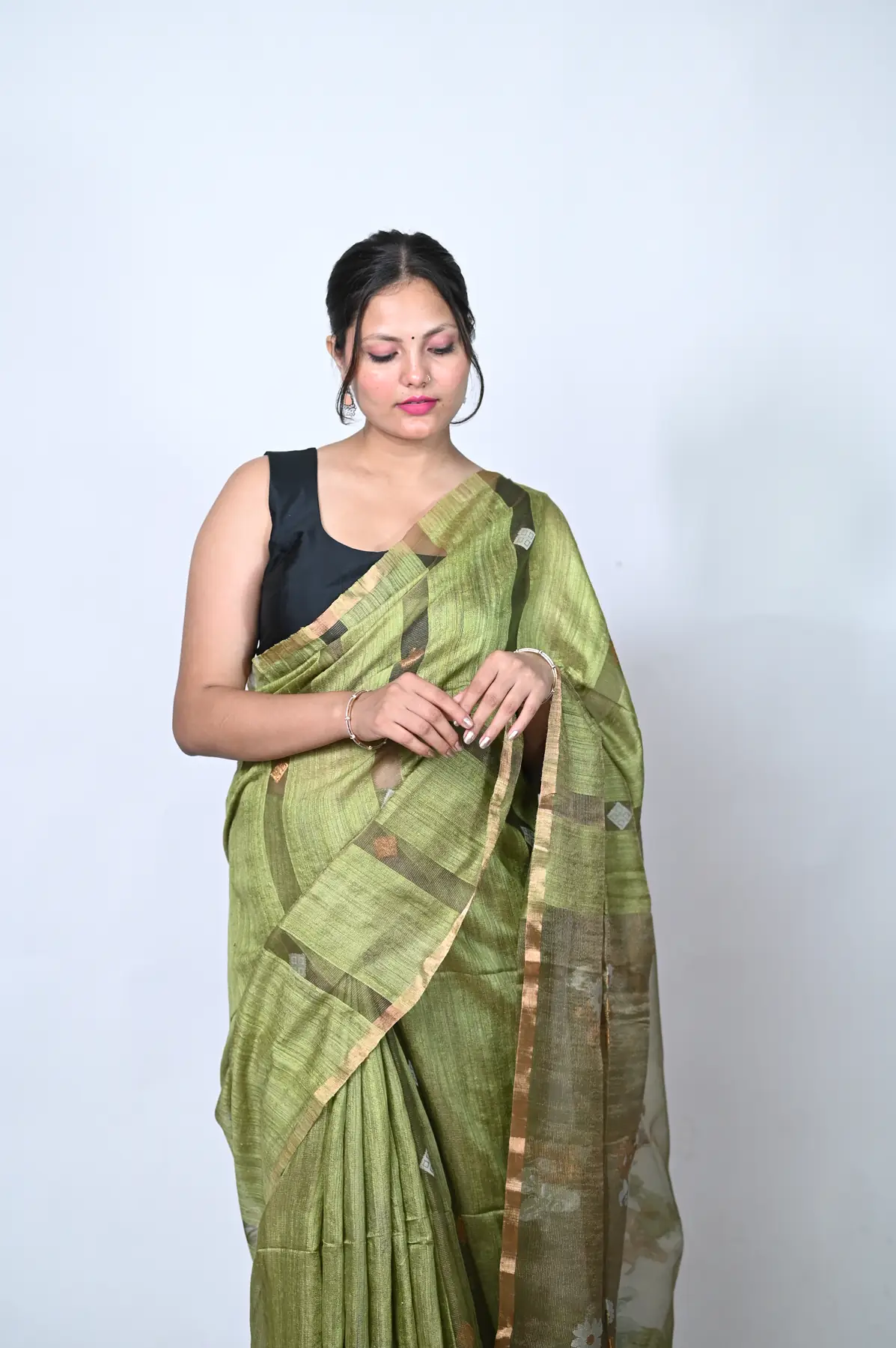 matka tissue jamdani Handloom saree